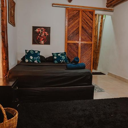 Hotel Kasakola Palomino Exterior foto